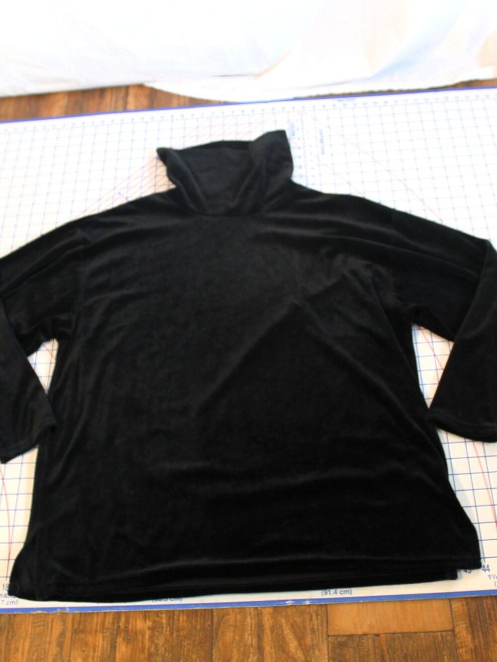 Sag Harbor Black Velour Cowl Neck Tunic XL - Picture 4 of 7